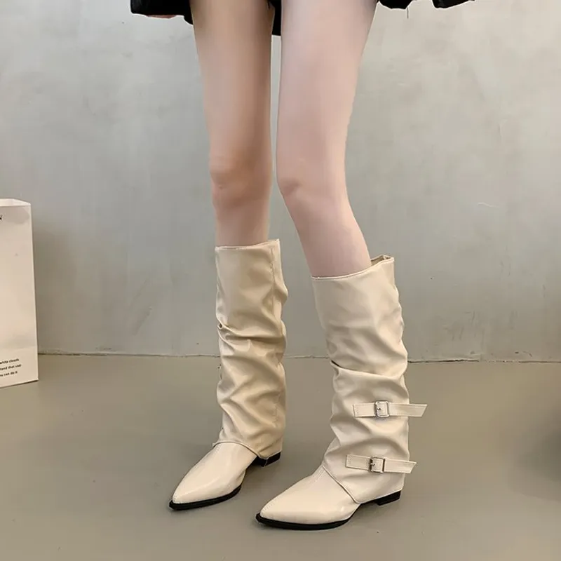 2024 envío gratis New Designer Men Womens Snow Bots zapatos de algodón de invierno zapatos de piel cálida botas negras botines