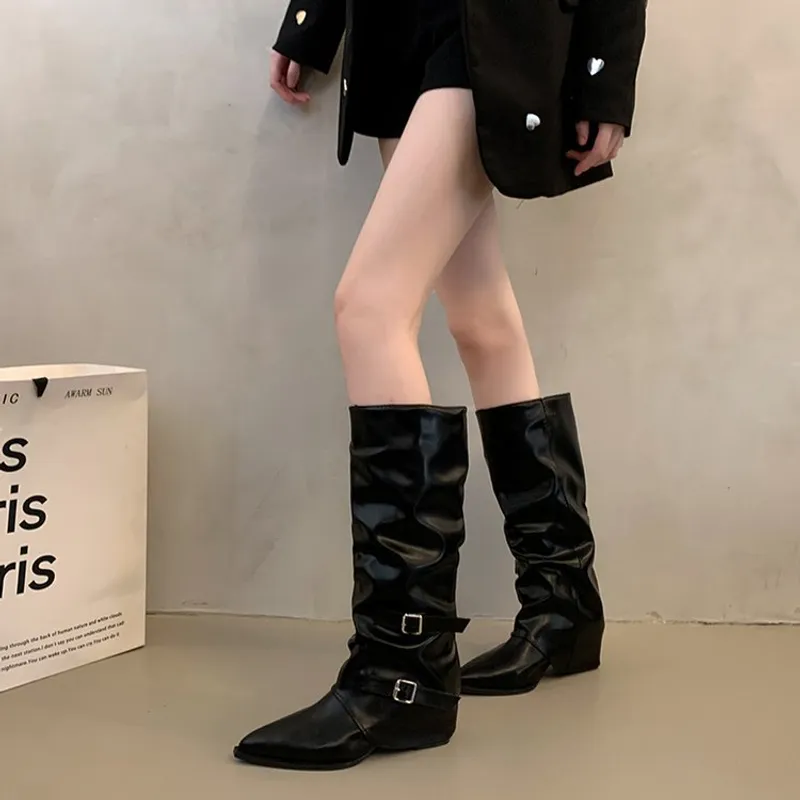 2024 envío gratis New Designer Men Womens Snow Bots zapatos de algodón de invierno zapatos de piel cálida botas negras botines