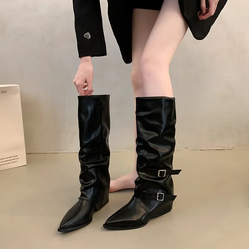 2024 envío gratis New Designer Men Womens Snow Bots zapatos de algodón de invierno zapatos de piel cálida botas negras botines