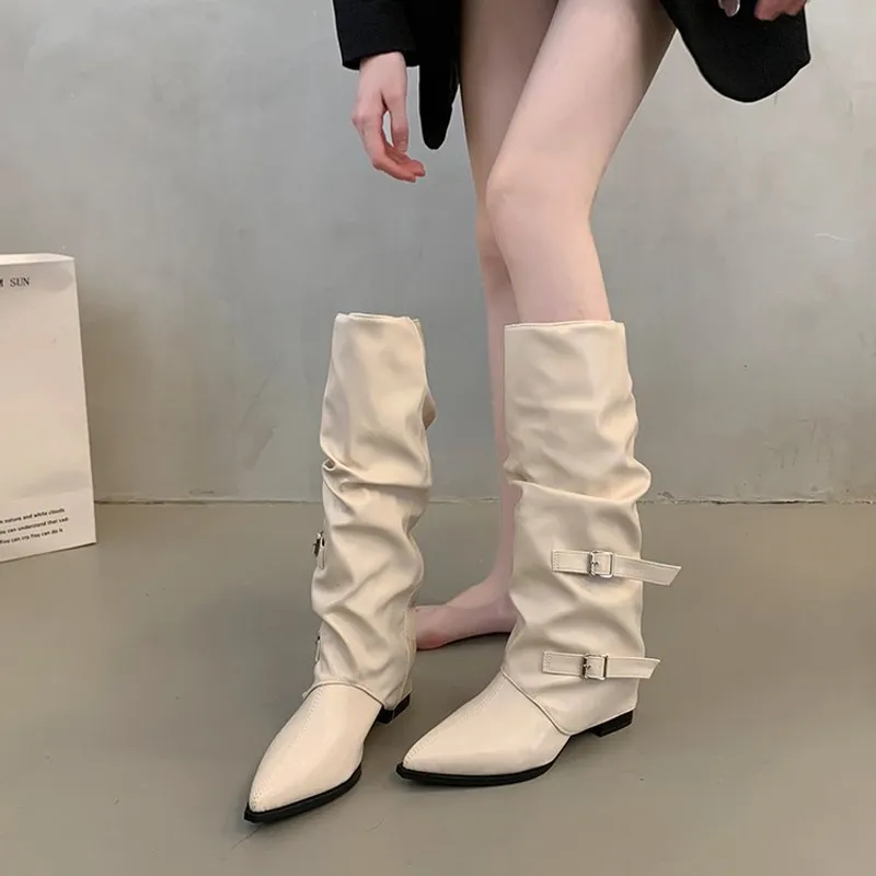 2024 envío gratis New Designer Men Womens Snow Bots zapatos de algodón de invierno zapatos de piel cálida botas negras botines