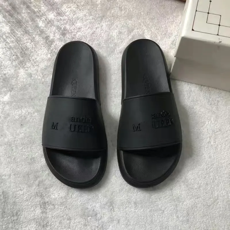 AAA Diseñador Diapositivas para mujer Slistas para hombres Impresión de cuero Zapatos negros Fashion Luxury Stereoscópico Sandal