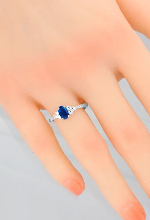 ANILLO DE ORO BLANCO 18K BRILLANTES Y ZAFIROS KANCHANABURI 305_MV7410Z
