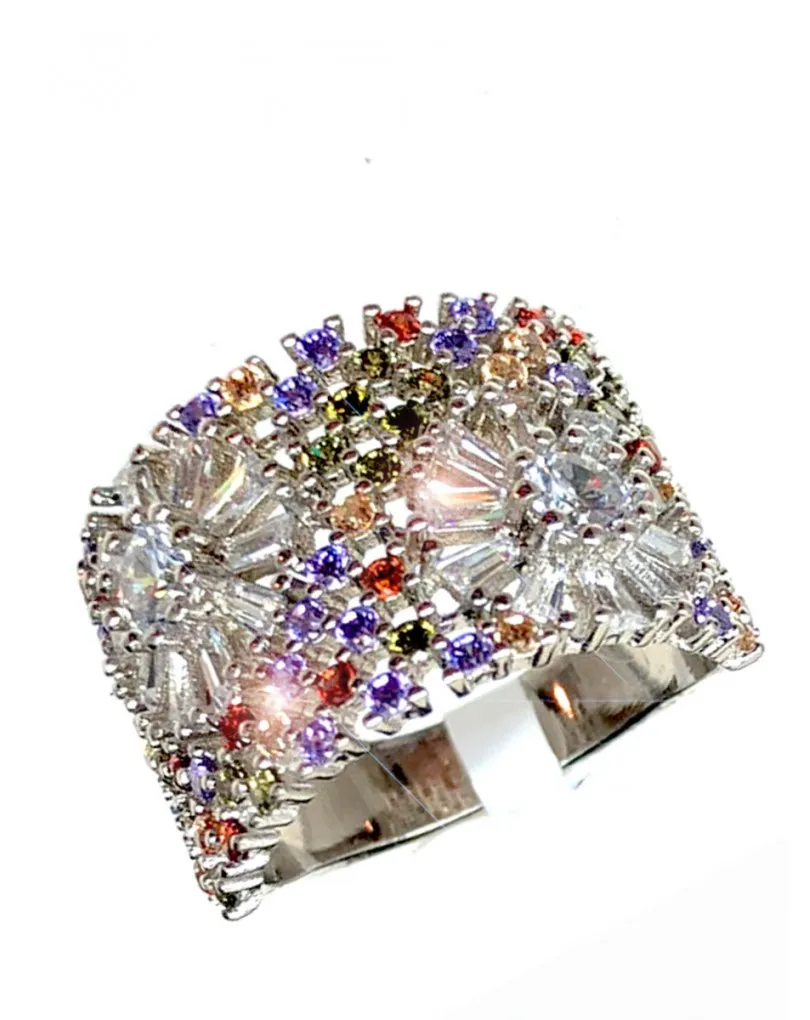 ANILLOS GRANDES DE MUJER PLATEADOS CON PEDRERIA FINA