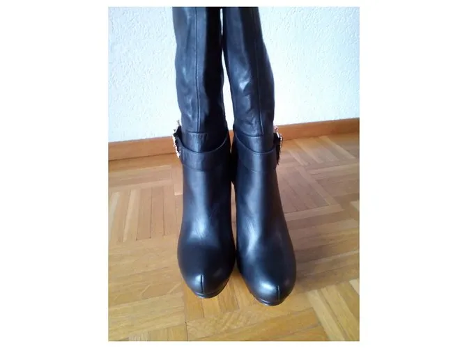Anna Dello Russo pour H & M ANNA DELLO RUSSO per H&M Botas altas de cuero negro 