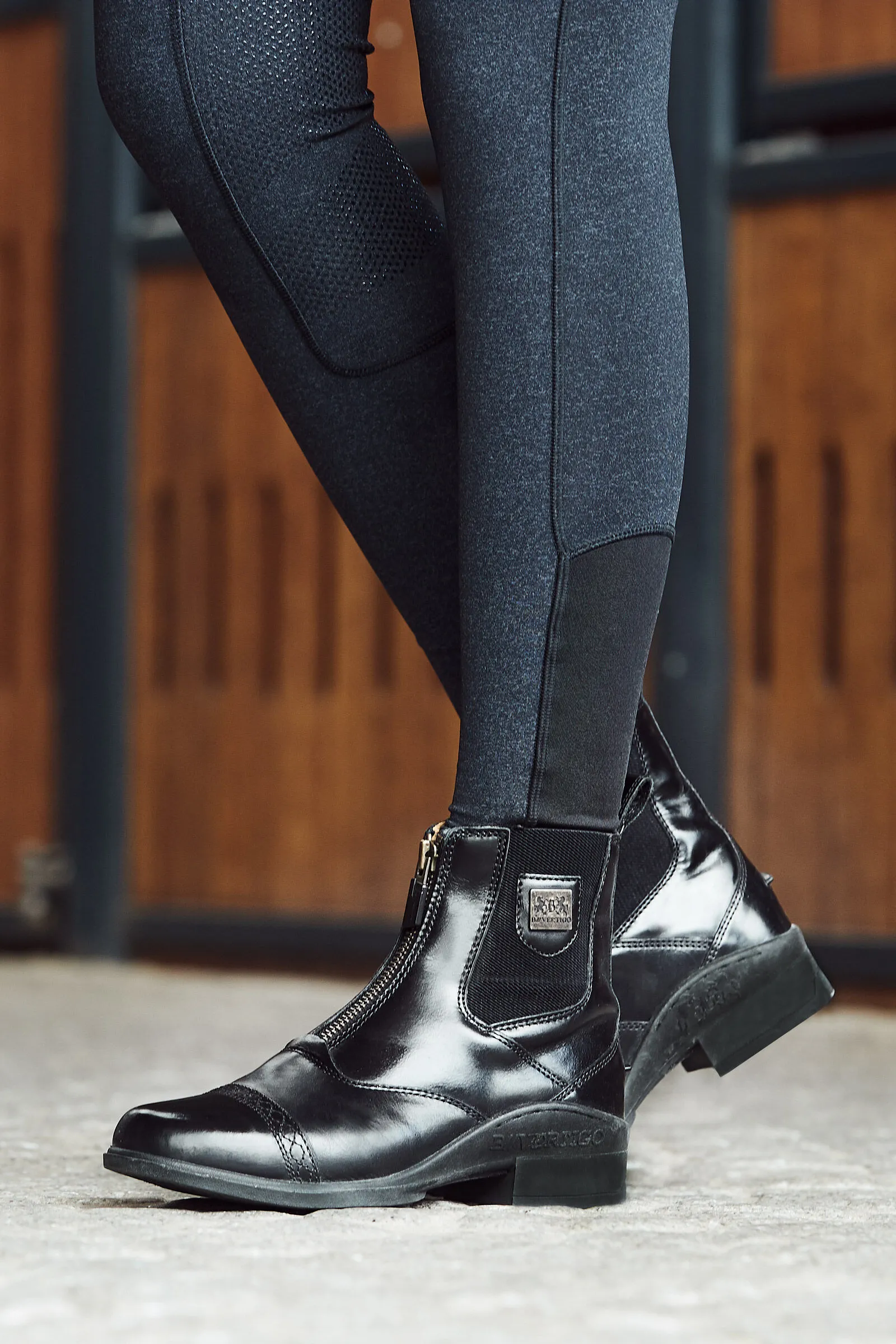 B Vertigo Botines de Cuero con CremalleraDelantera para Mujer Saturn