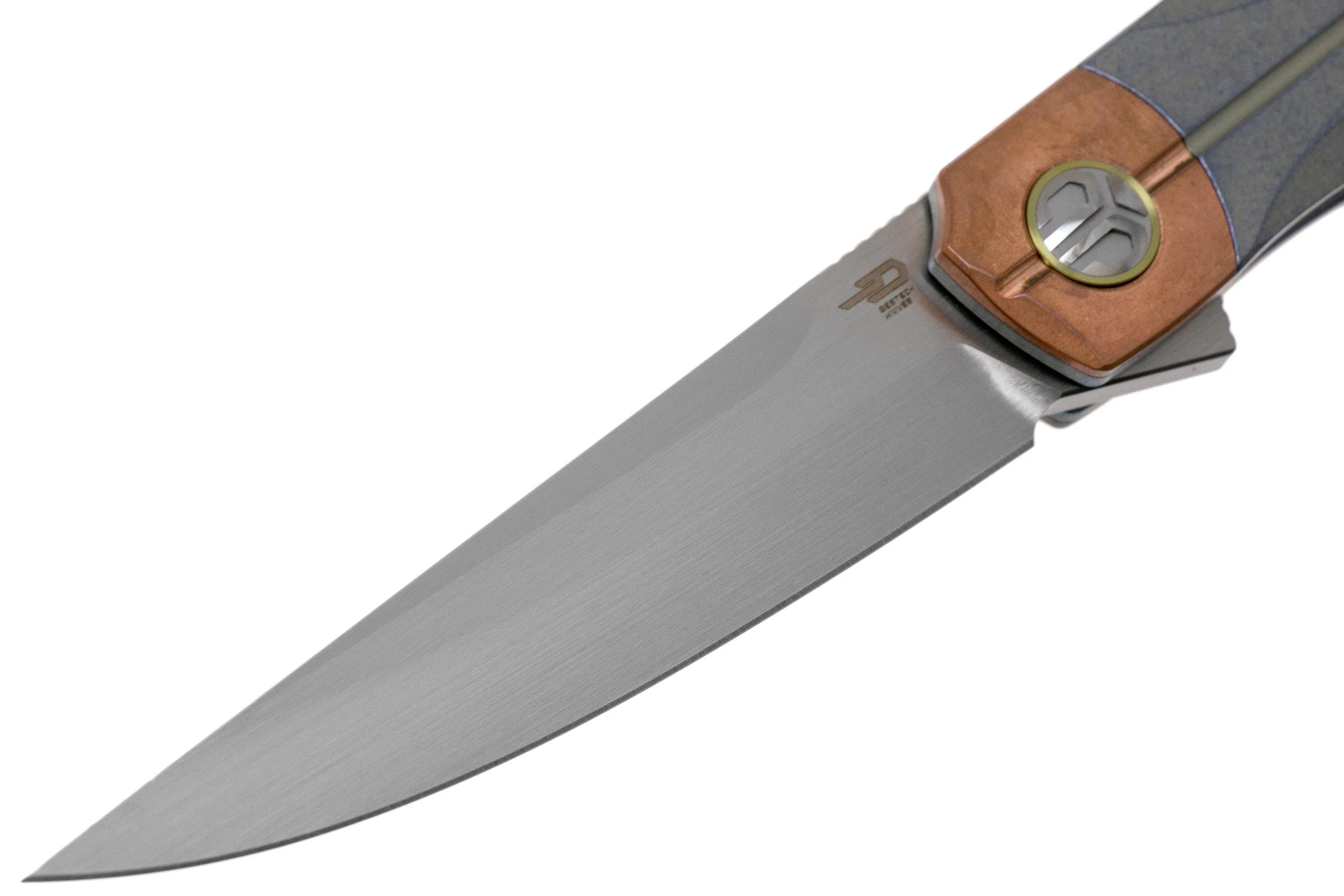 Bestech Thyra BT2106D Blue Stonewashed Titanium, Copper Bolster, Satin navaja, diseño Kombou