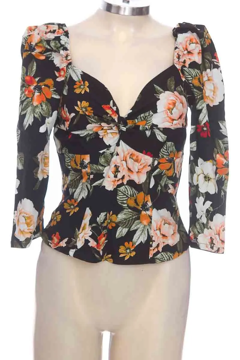 BLUSA COLOR NEGRO  STUDIO F