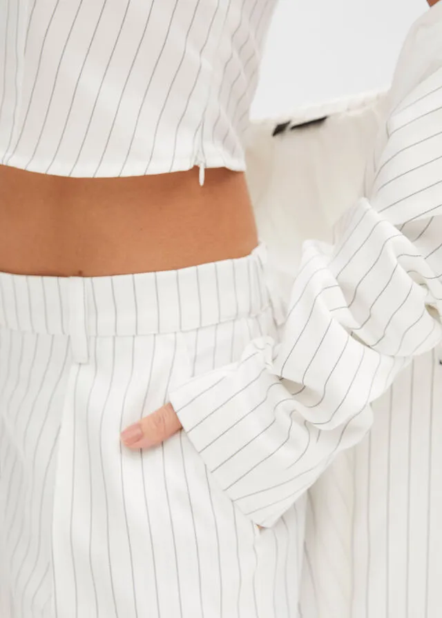 BLUSA SIN MANGAS BLANCONEGRO DE RAYAS