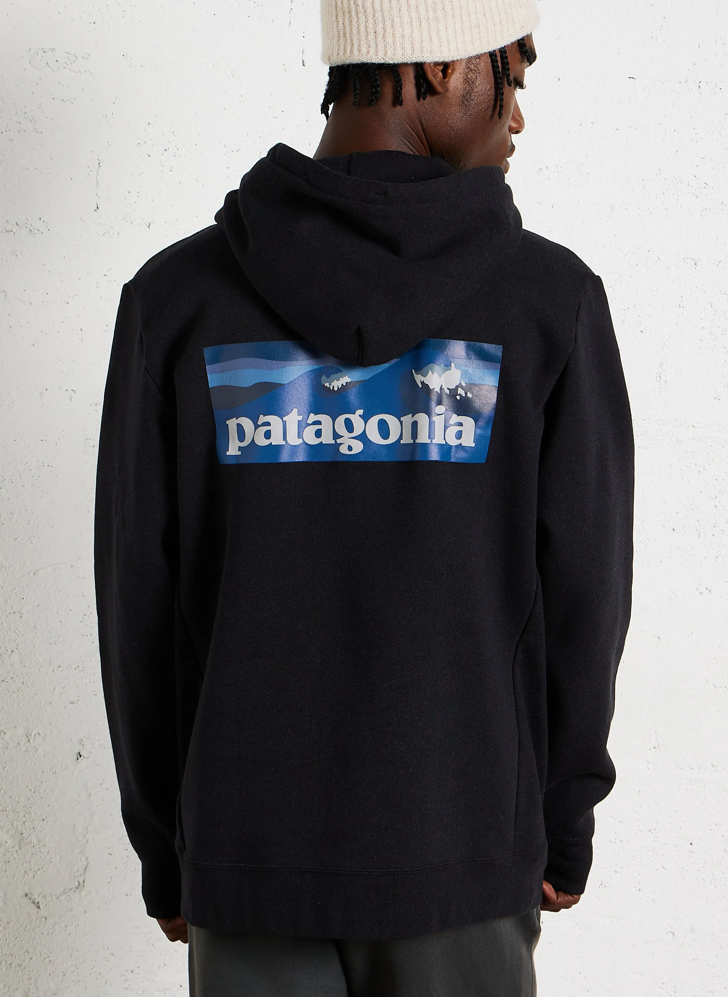 BOARDSHORT LOGO UPRISAL  SUDADERA CON CAPUCHA ESTAMPADA RECTA EN NEGRO