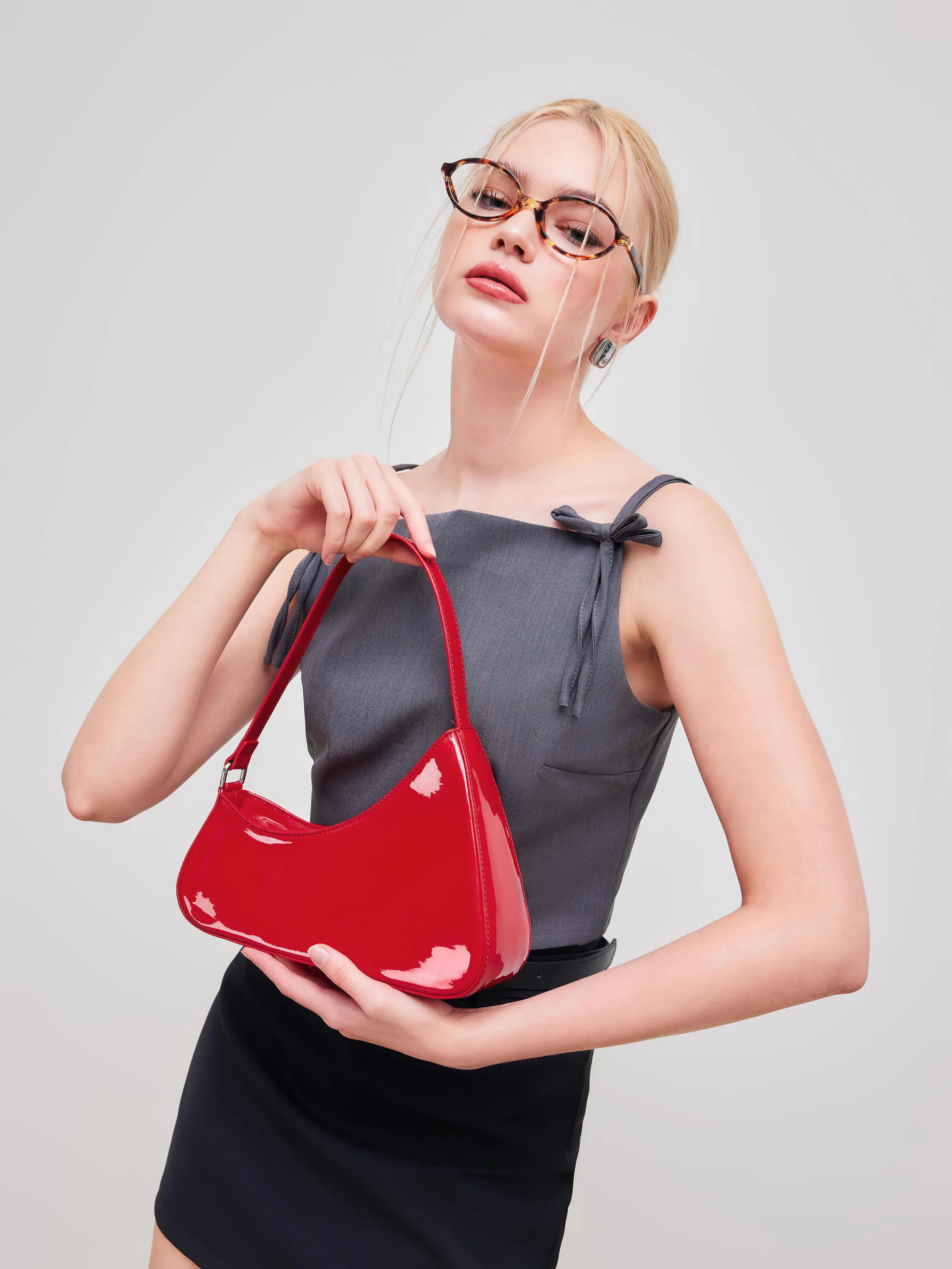 Bolso de hombro de cuero sintético