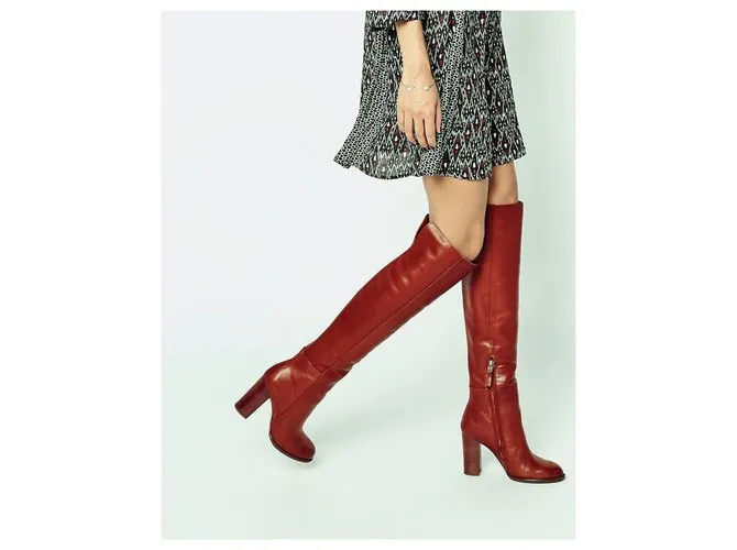 Botas altas de muslo de cuero Sam Edelman en rojo oxidado. Nunca usado. Roja 