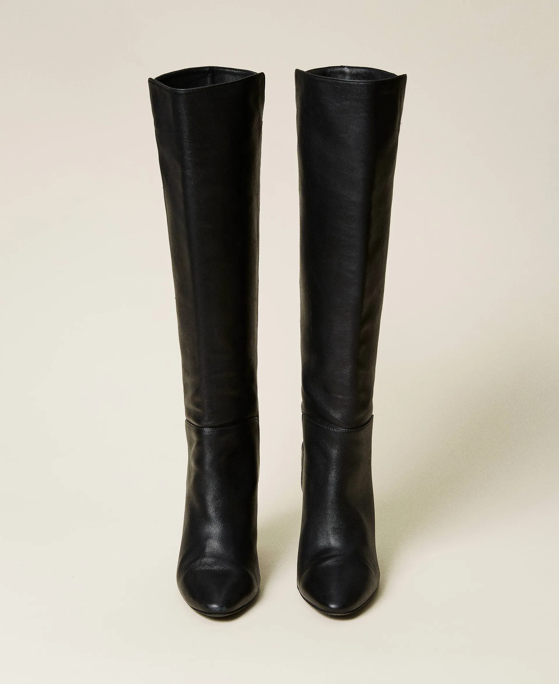 Botas altas de piel