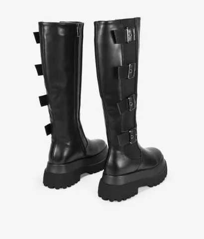 Botas altas negras con plataforma y hebillas