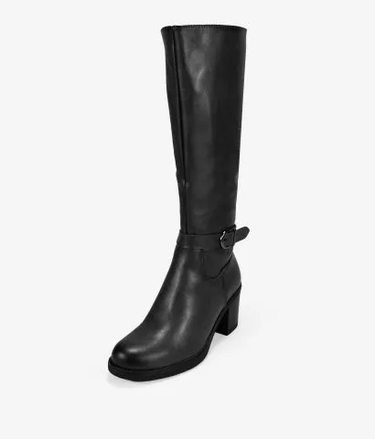 Botas altas negras con tacón y hebilla