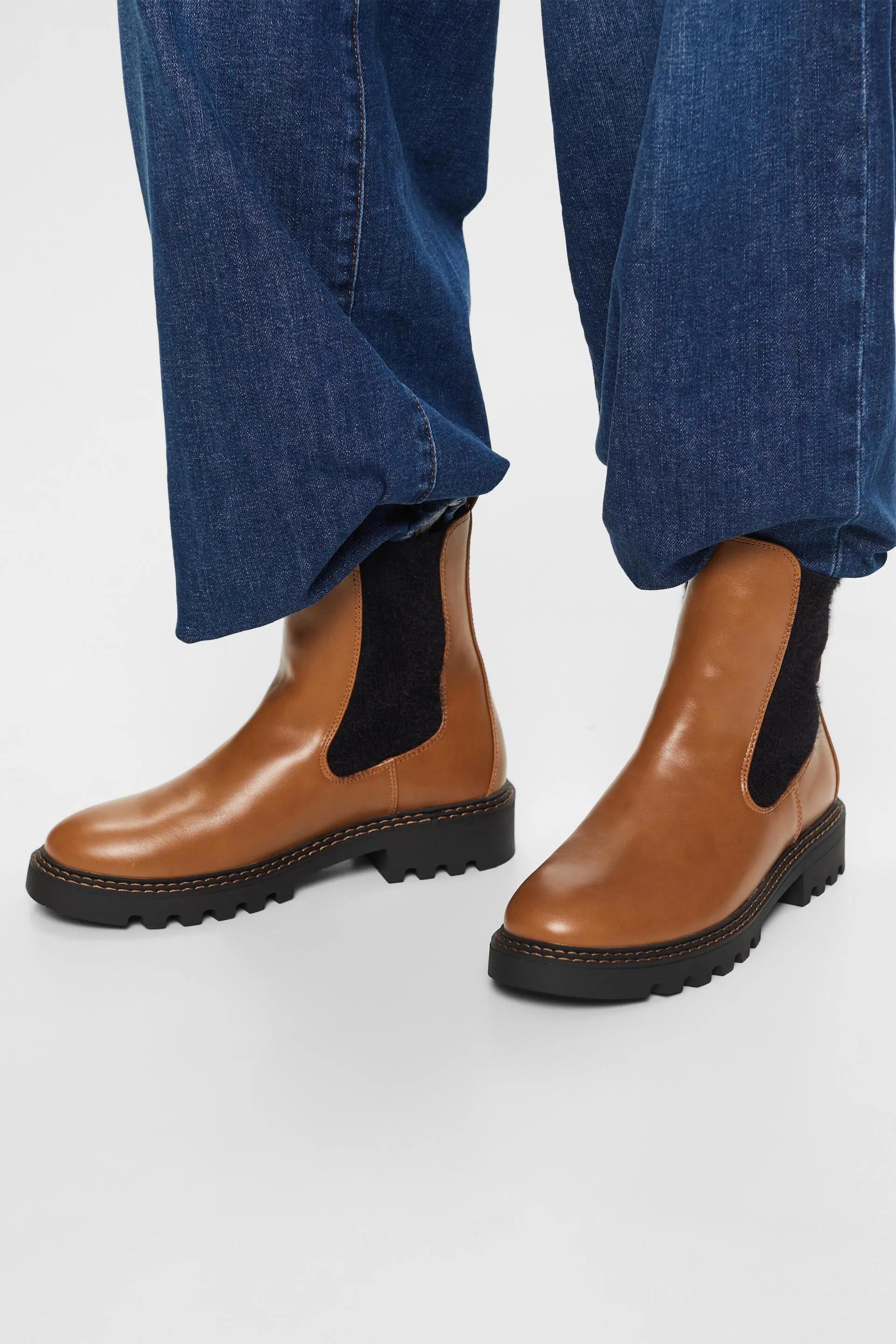 Botines Chelsea de cuero vegano