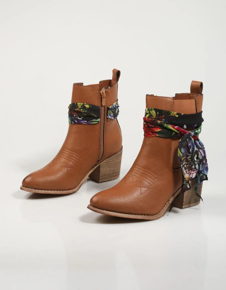  botines CHIKA10 Lily 22 en Cuero 81012