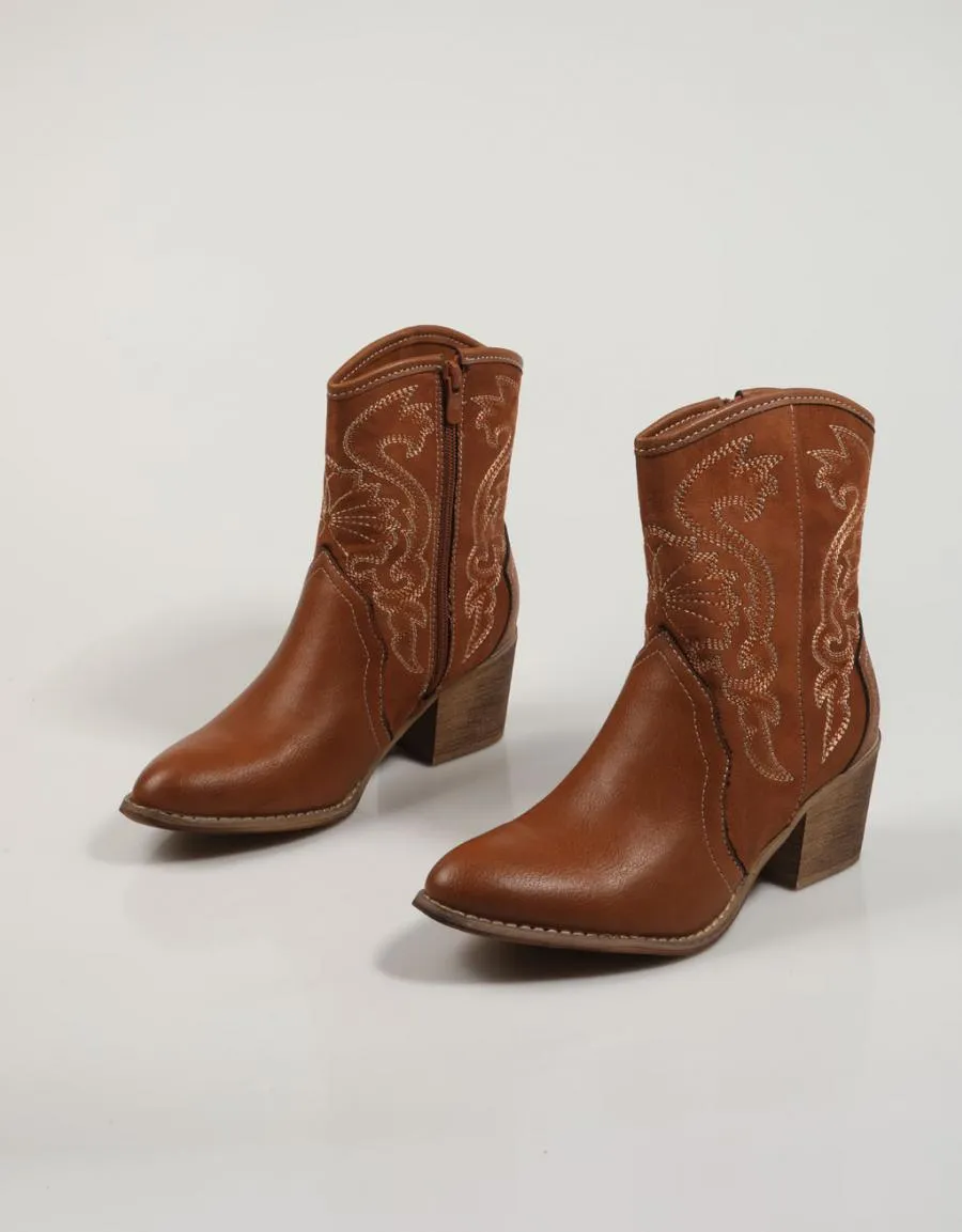  botines CHIKA10 Lily 25 25584 en Cuero 84079