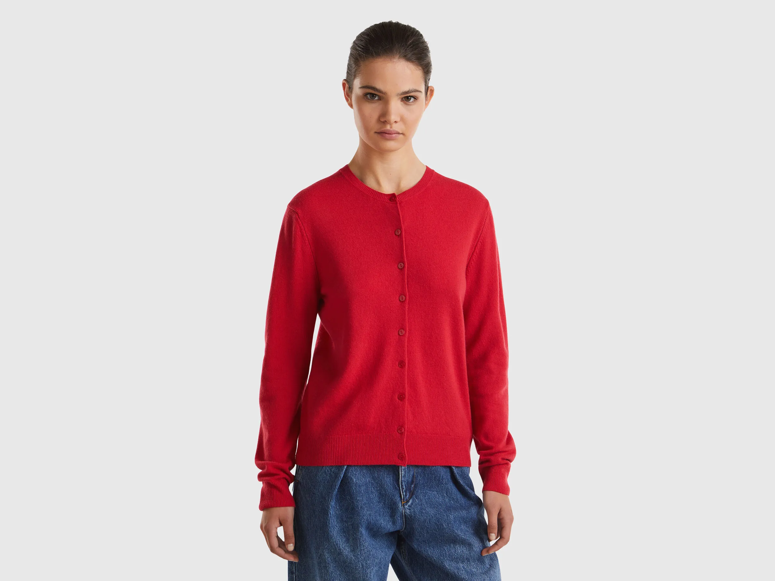 Cárdigan cuello redondo rojo ciruela en pura lana merina