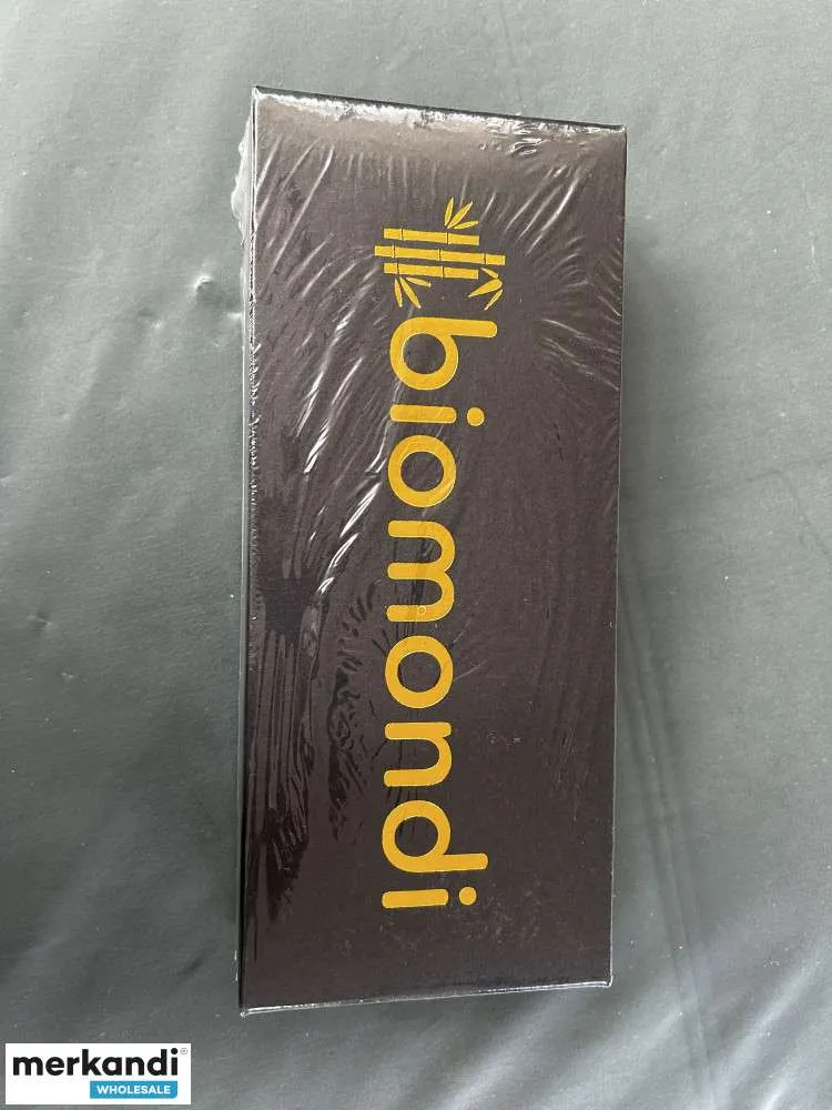 Calcetines de bambú Biomondi disponibles en grandes cantidades
