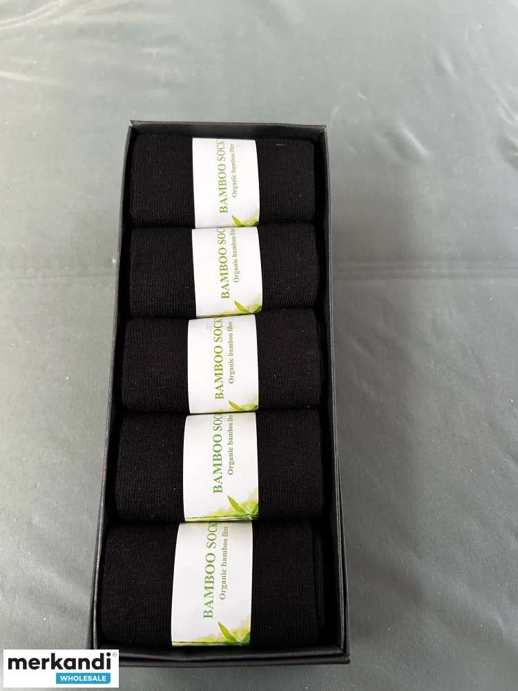 Calcetines de bambú Biomondi disponibles en grandes cantidades