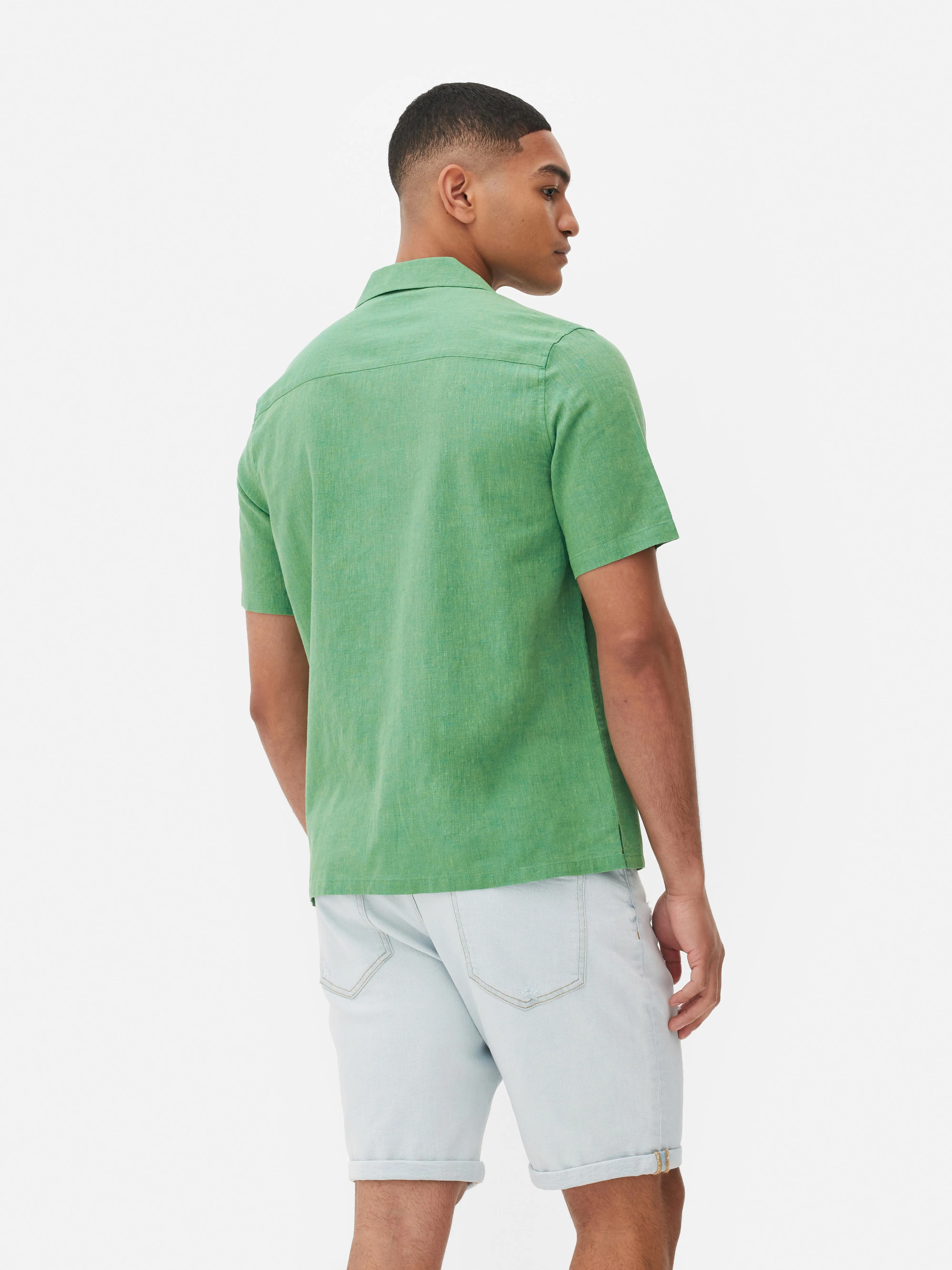 Camisa de manga corta con botones