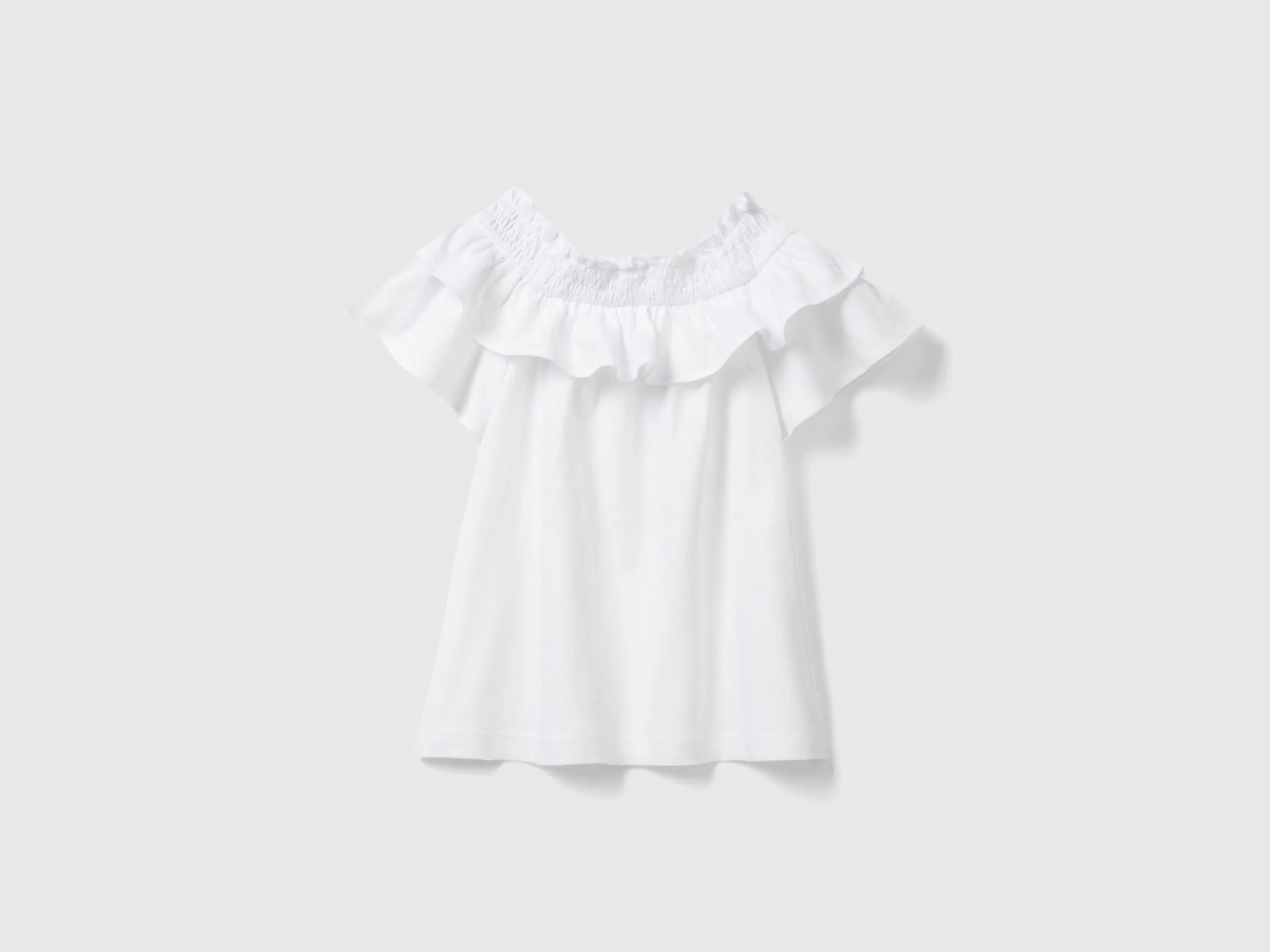 Camiseta con cuello barco