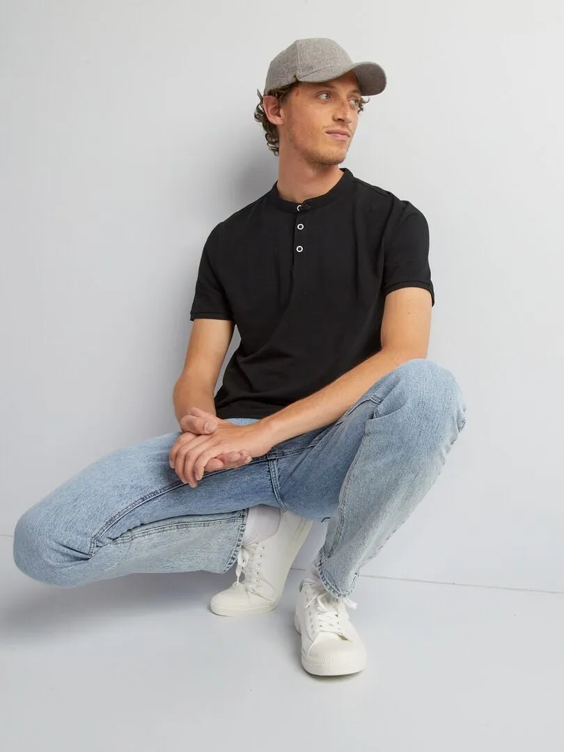 CAMISETA CON CUELLO PANADERO  NEGRO