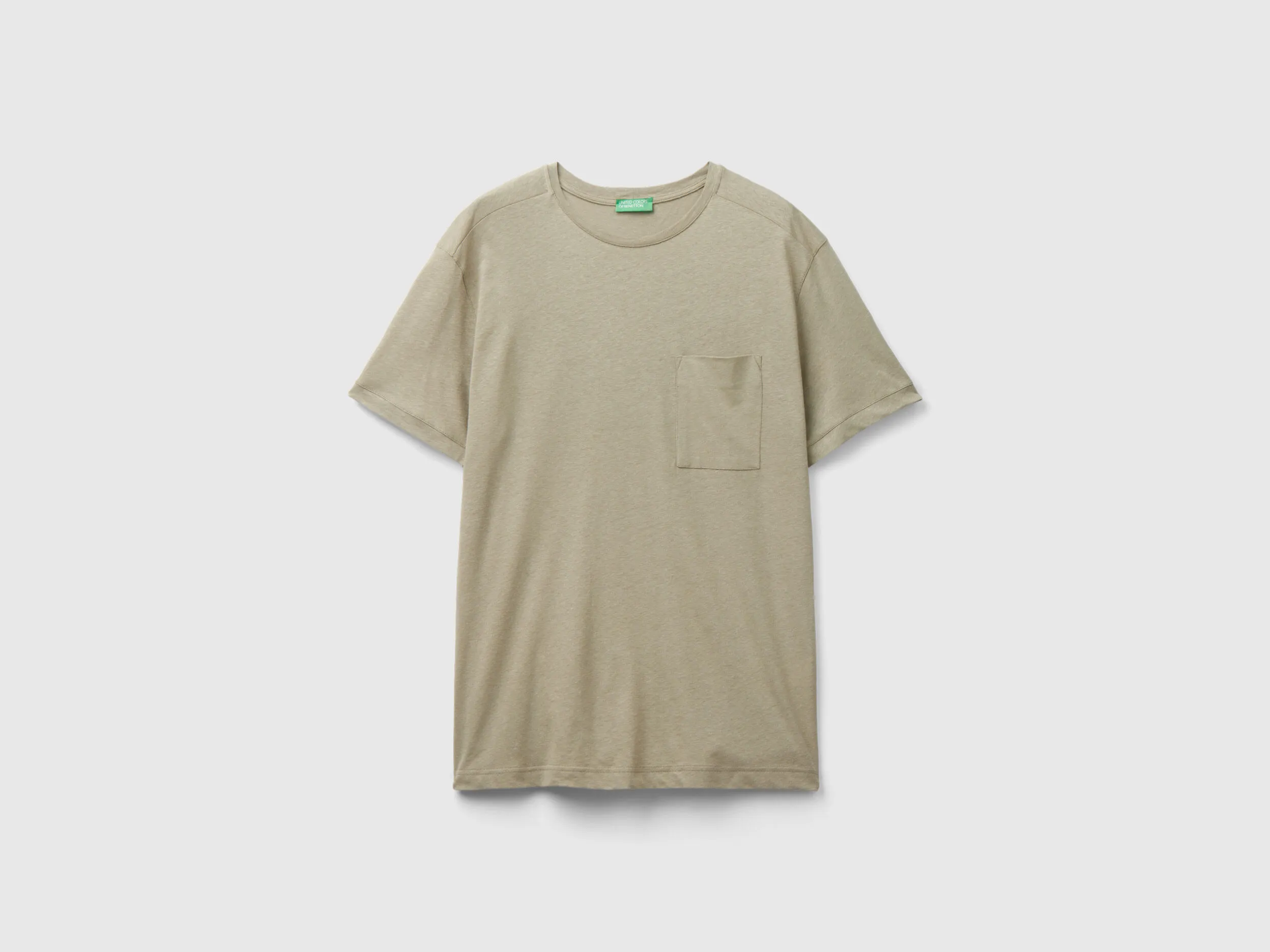 Camiseta de lino mixto con bolsillo
