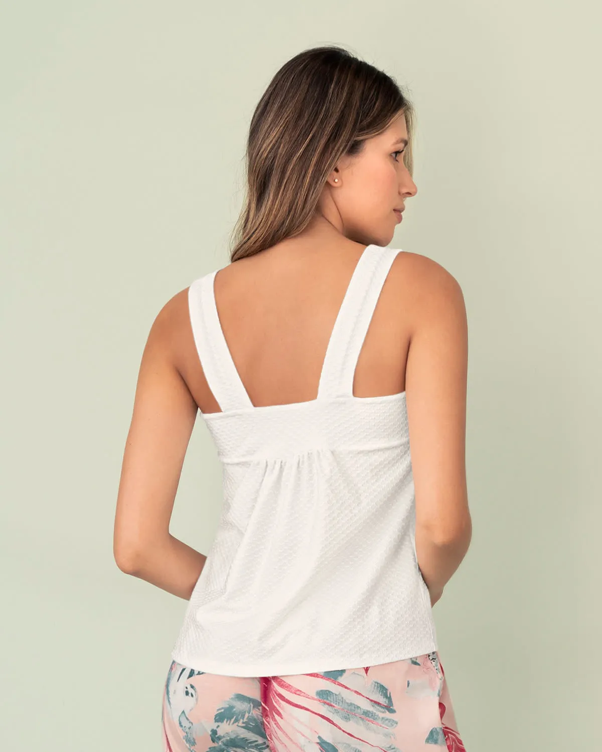 Camiseta de pijama con tiras gruesas y escote cuadrado