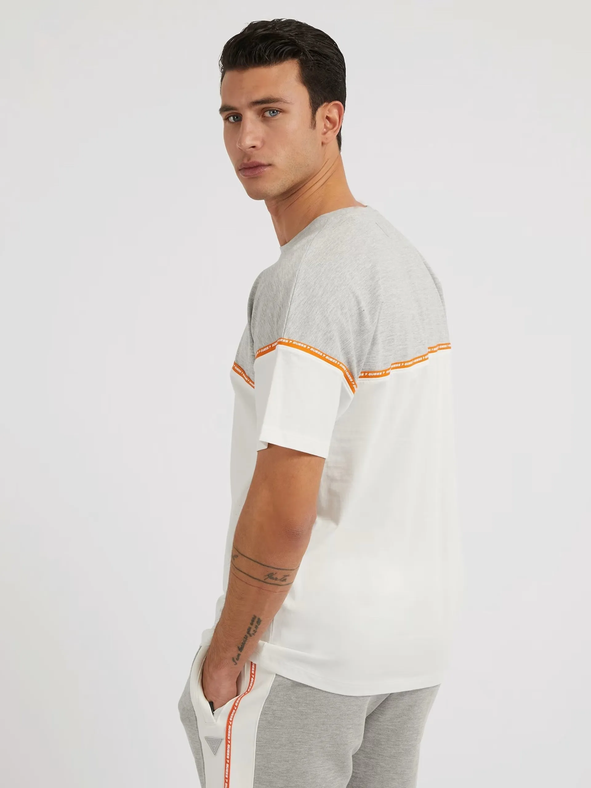 CAMISETA GUESS  Z3GI08 I3Z14 F9VU