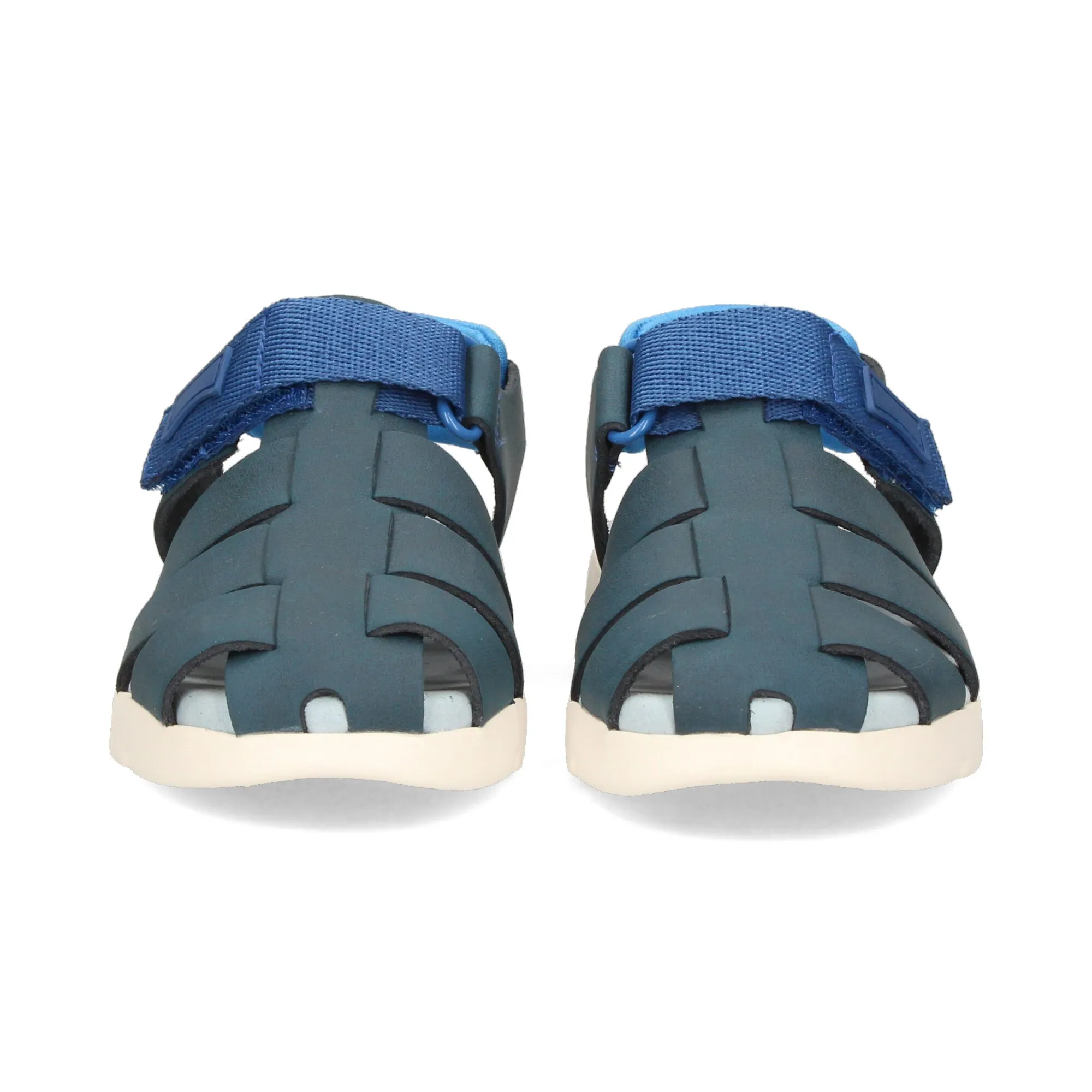 CAMPER Sandalias y chanclas de niño 017