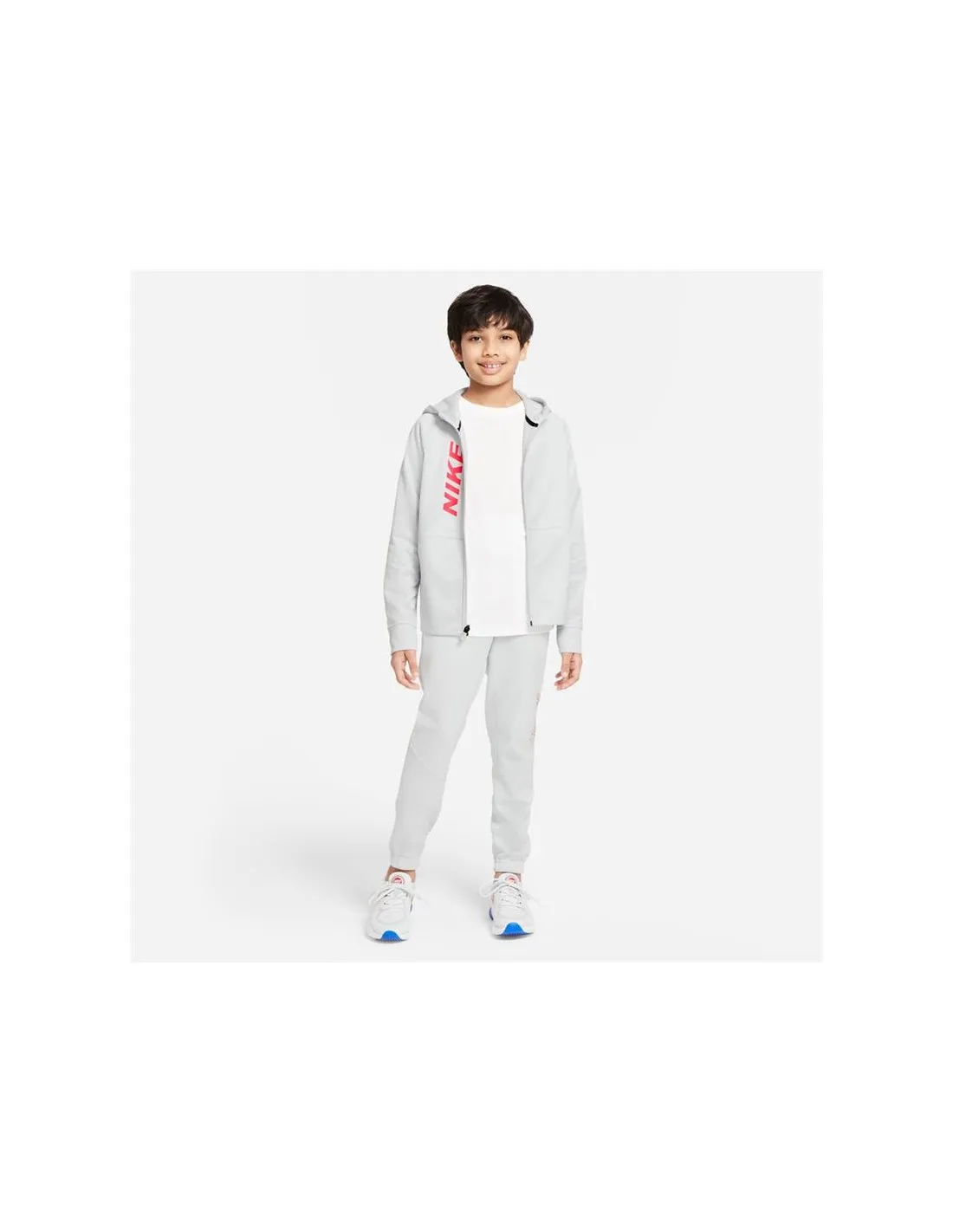 CHAQUETA NIKE THERMAFIT NIñOS GRIS