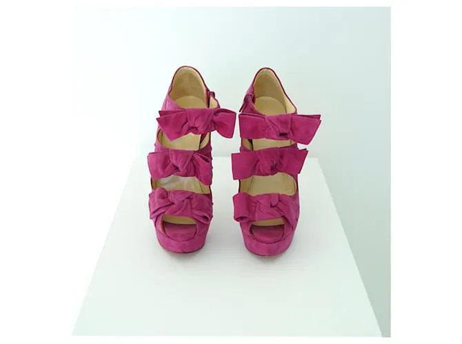 Christian Louboutin Zapatos de tacón Fucsia 