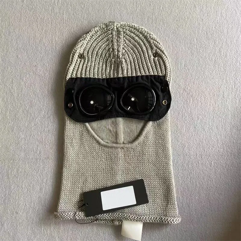 Diseñador Dos vasos Goggles Gaijas Hombres Caballeros de calavera de tejido Mujeres al aire libre Uniesex Beanie de invierno Gon