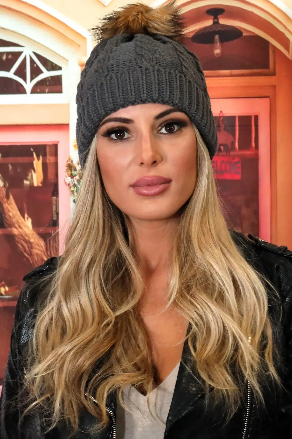 Gorro de lana gris