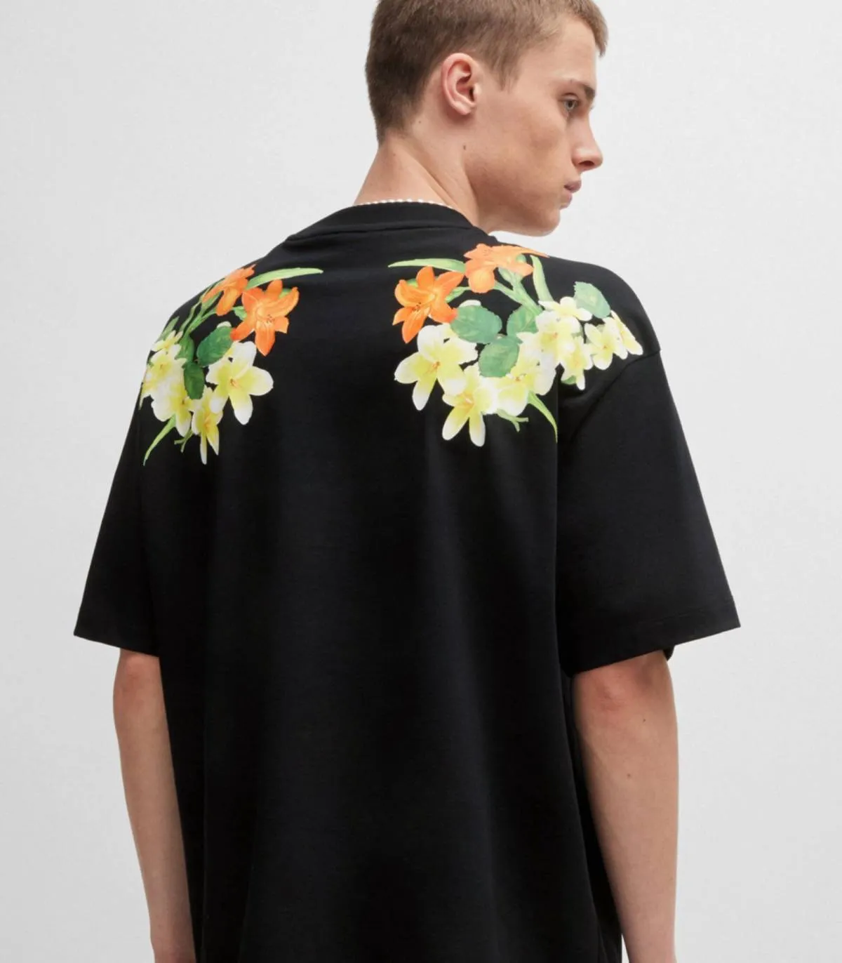 HUGO BOSS  CAMISETA PARA HOMBRE NEGRA  DIBLOSTEE