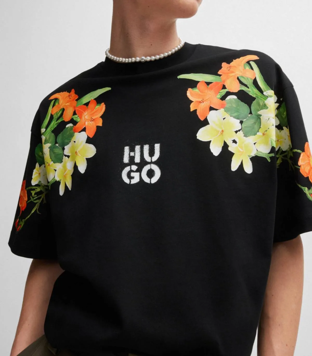 HUGO BOSS  CAMISETA PARA HOMBRE NEGRA  DIBLOSTEE