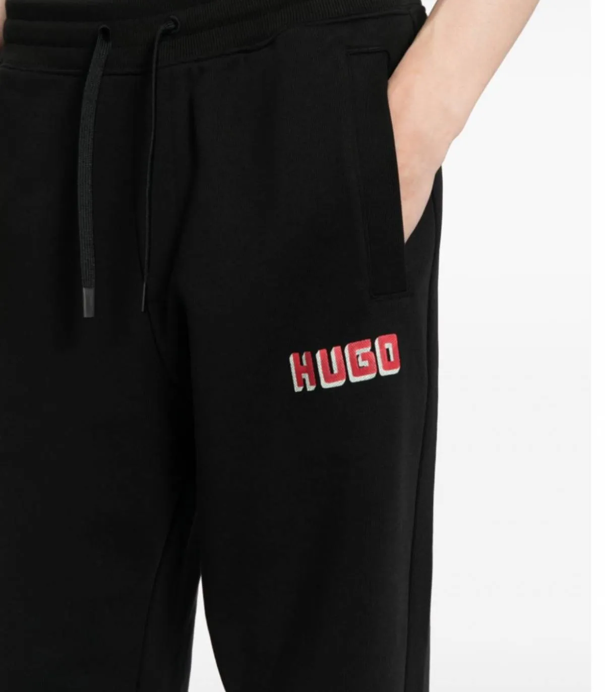 HUGO BOSS  PANTALóN PARA HOMBRE NEGRO  DIQOMO