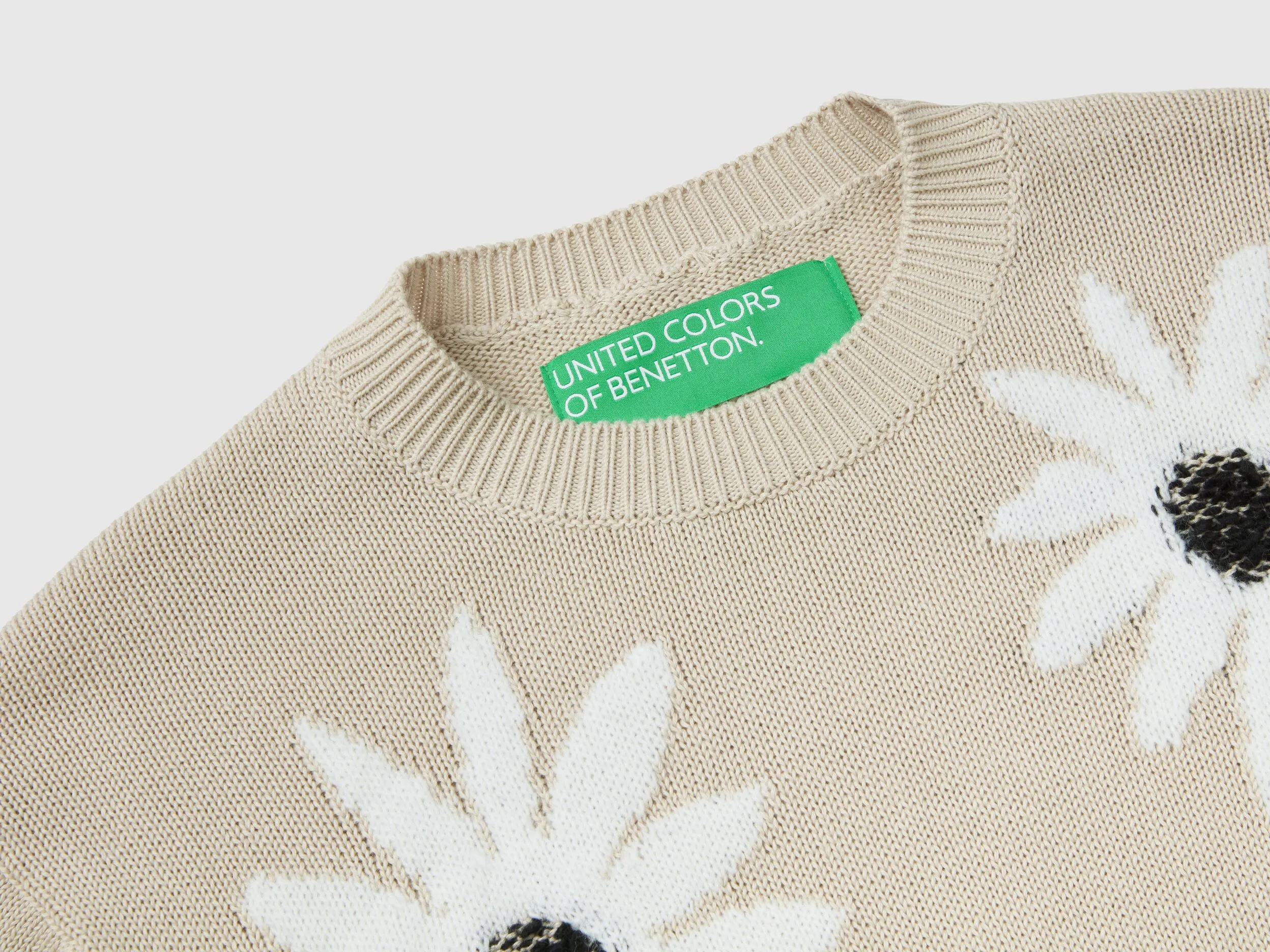 Jersey con grabados de flores