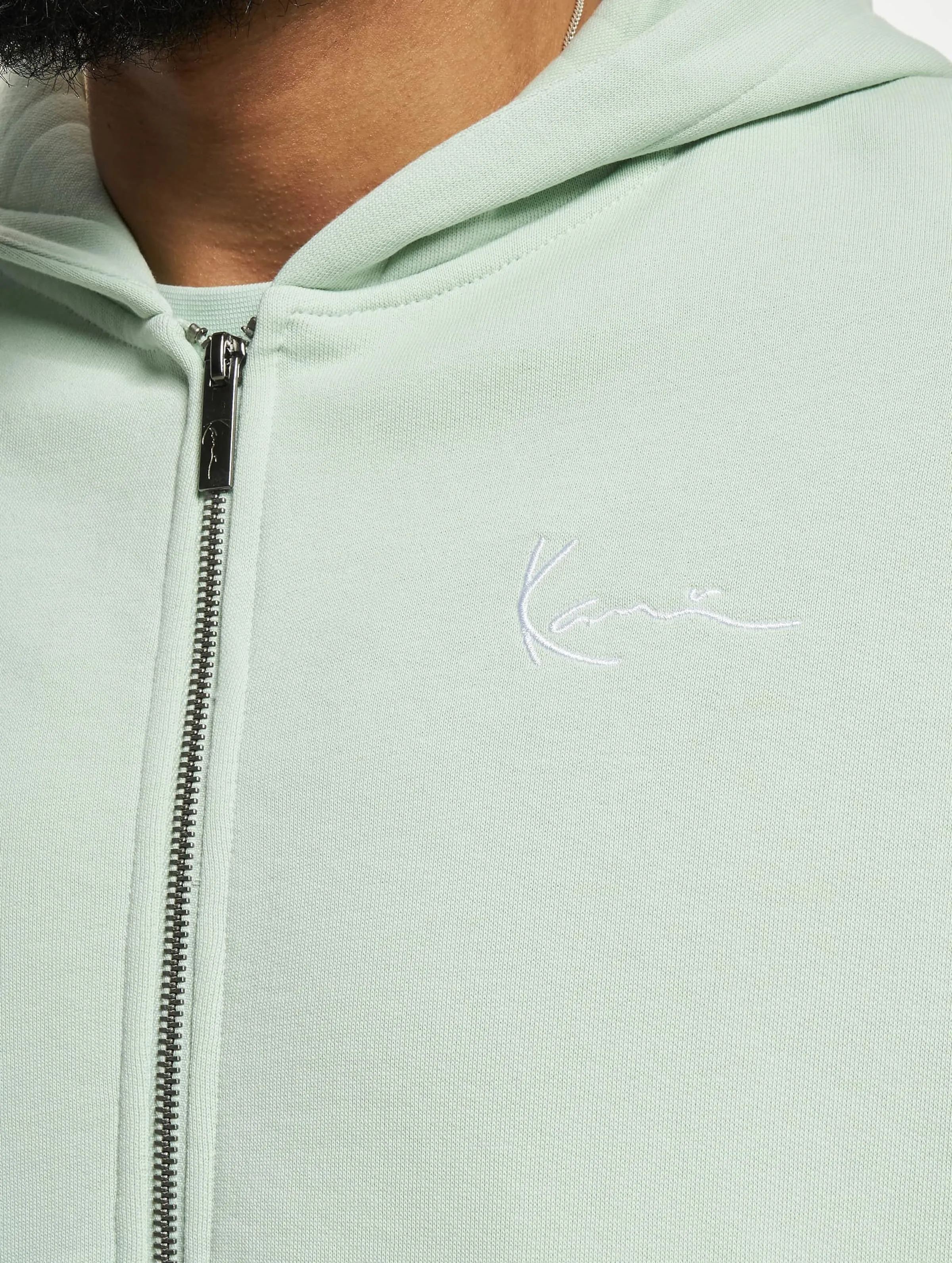 Karl Kani Chest Signature Essential