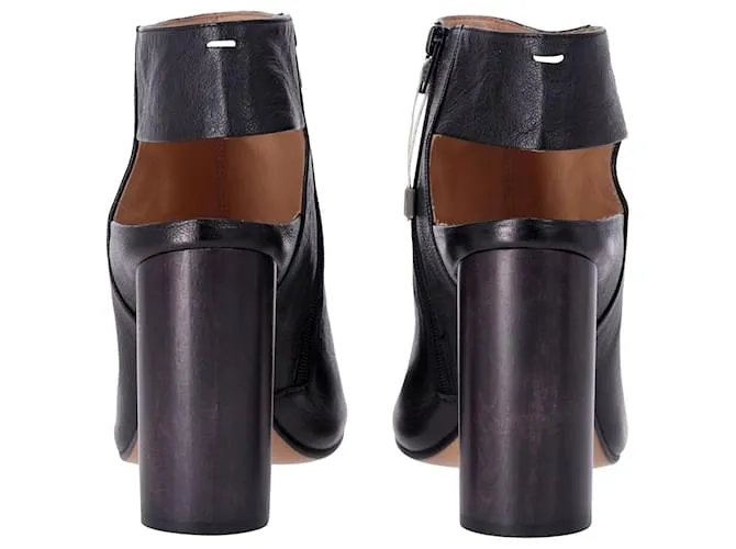 Maison Martin Margiela Botines de cuero con aberturas en cuero negro de Maison Margiela 