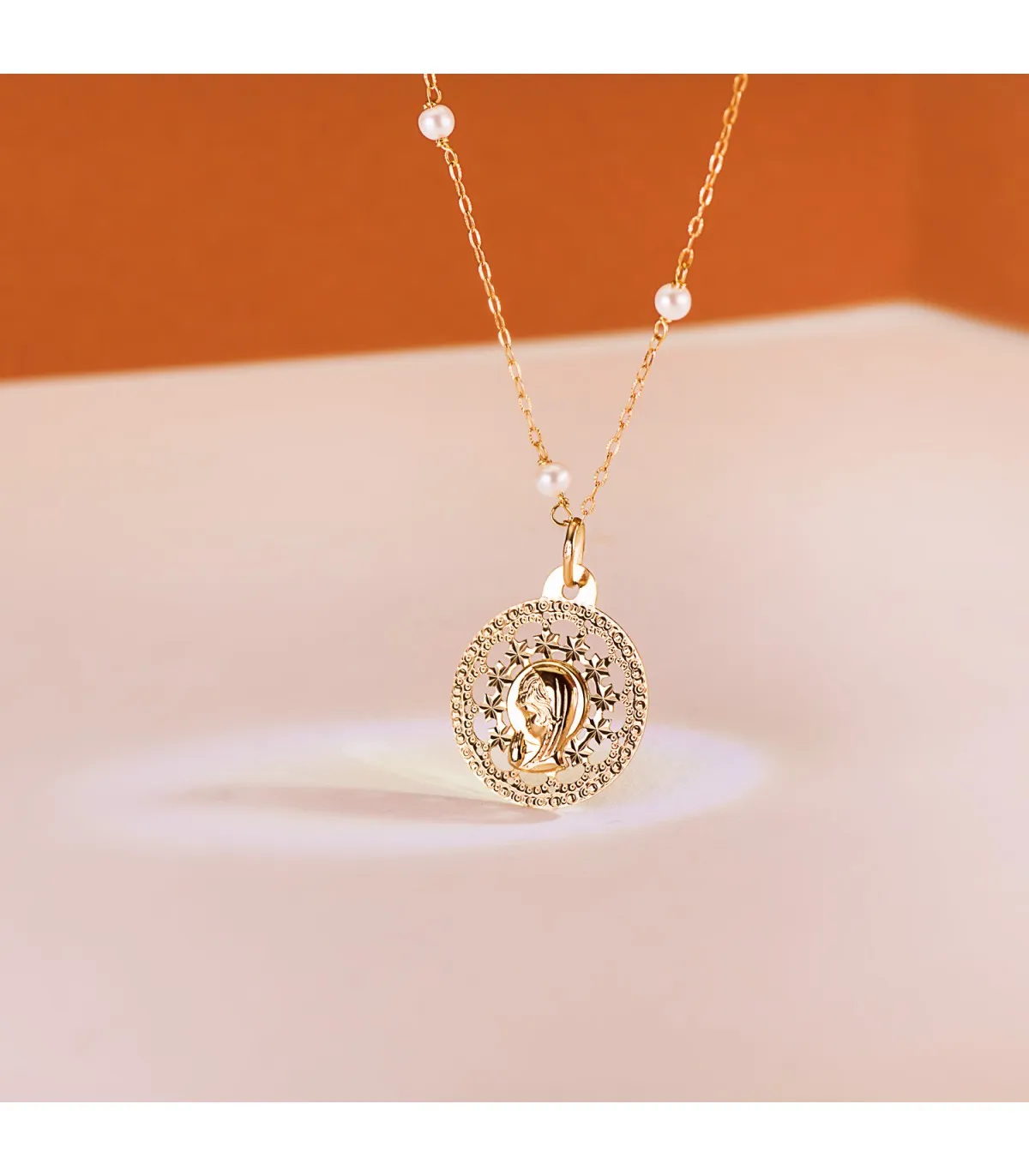 Medalla Virgen niña estrellas 18 Ktes