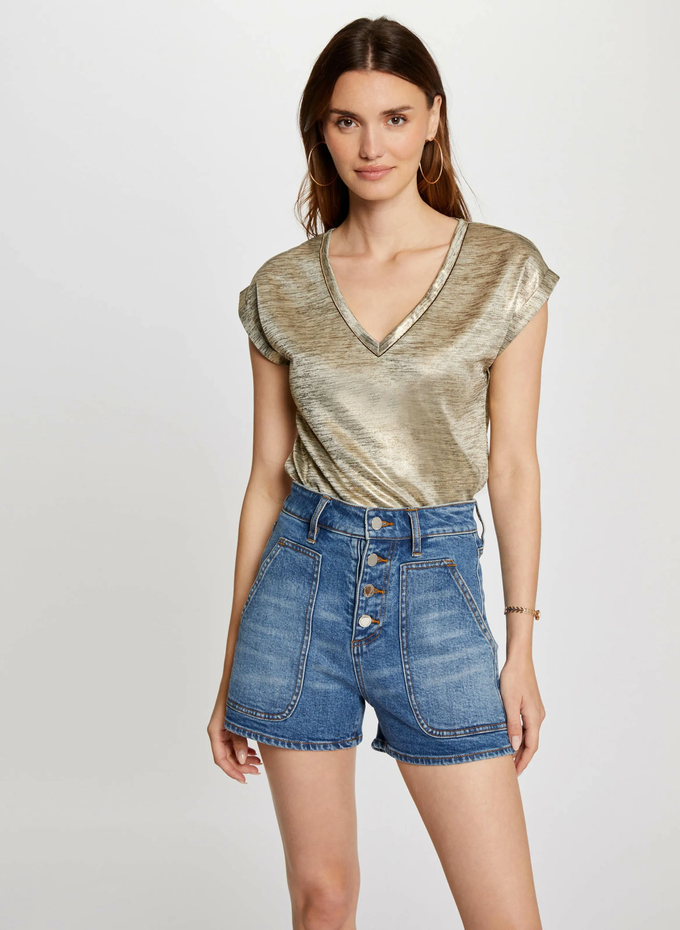 MORGAN DAYA1  CAMISETA METALIZADA DE MANGA CORTA EN DORADO