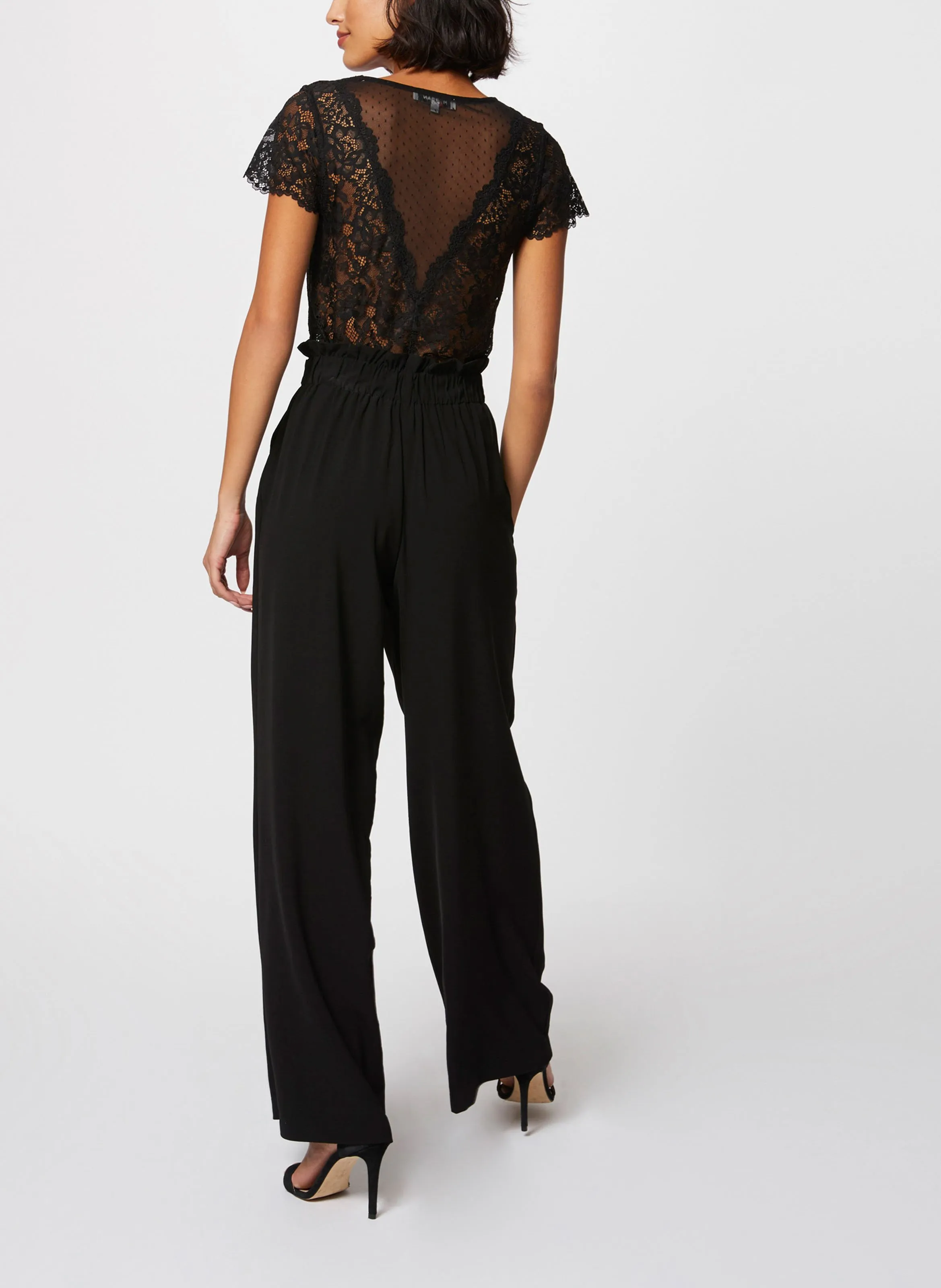 MORGAN DONAO.N  BODY DE ENCAJE EN NEGRO