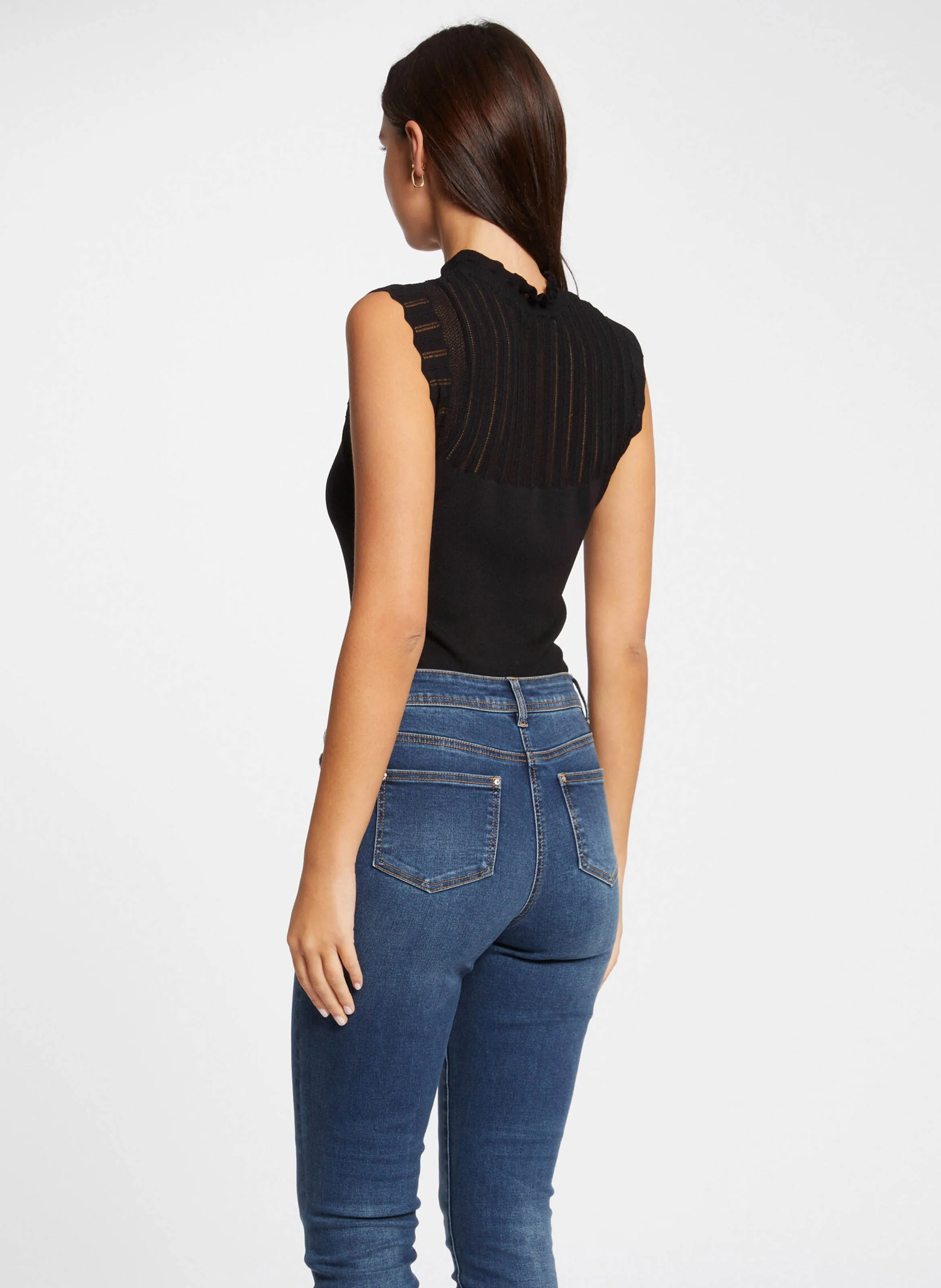 MORGAN MSNOW  TOP CON CUELLO REDONDO EN NEGRO