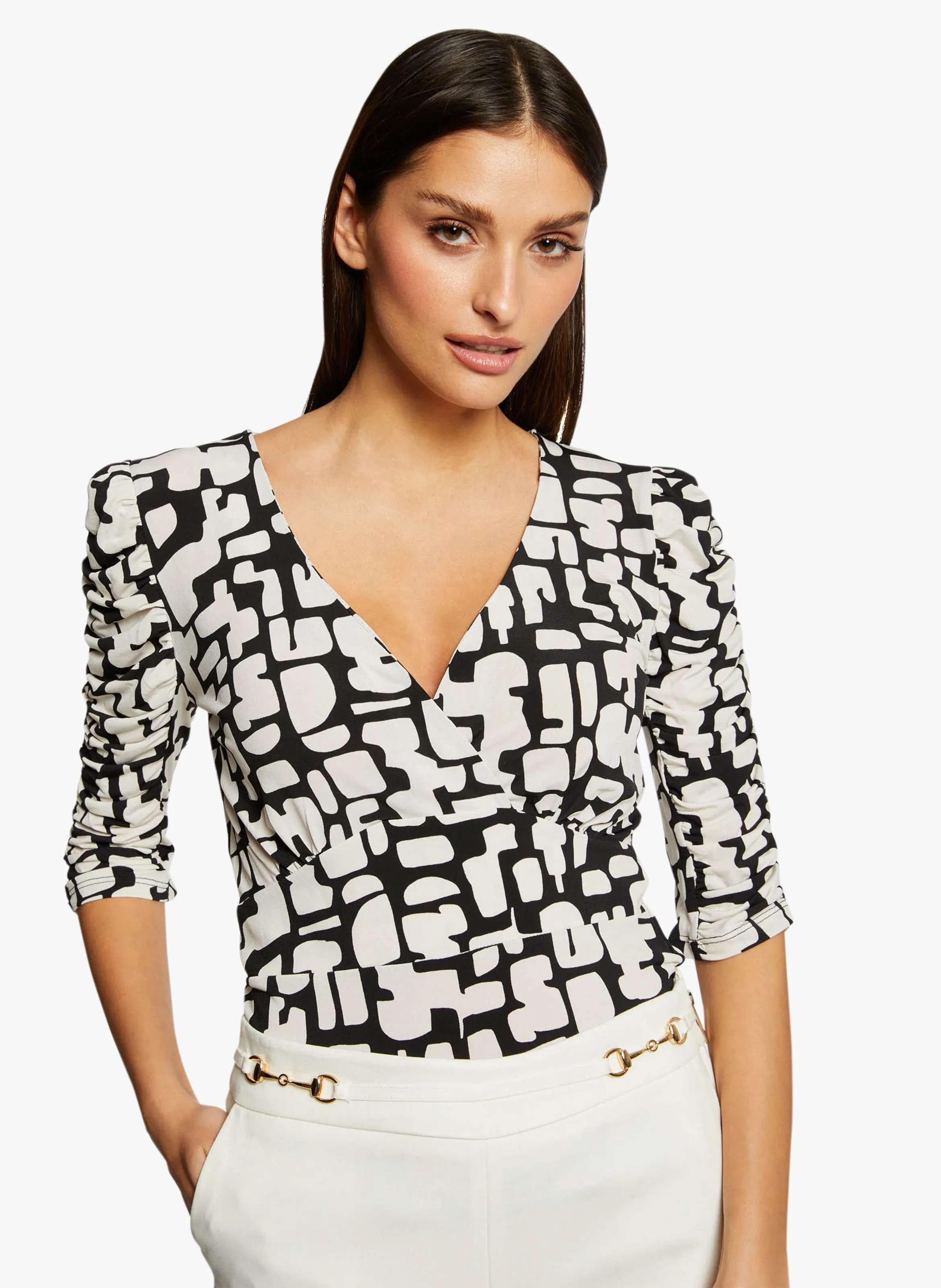 MORGAN TLOLA  TOP CON CUELLO DE PICO Y ESTAMPADO GEOMéTRICO EN MULTICOLOR