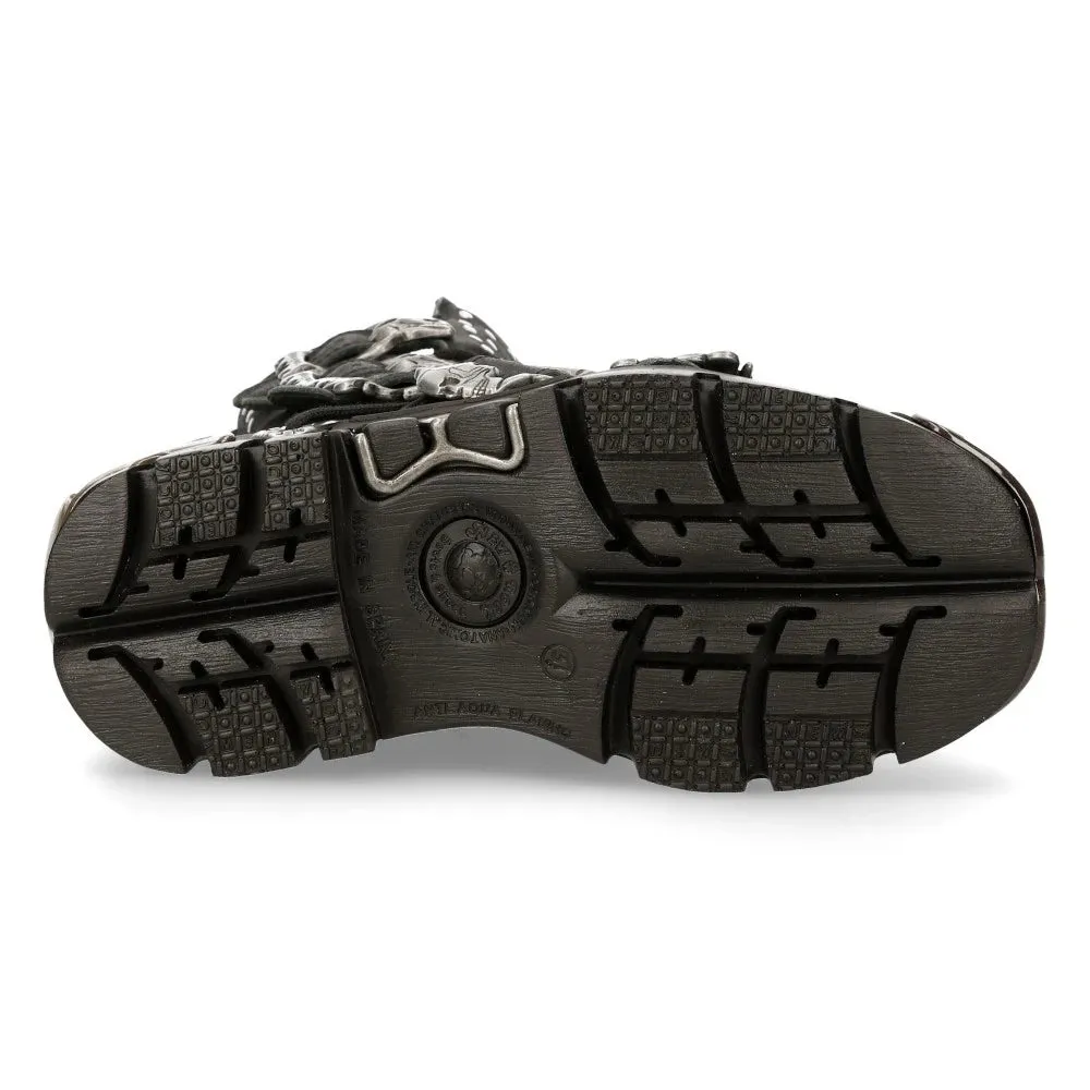 NEW ROCK 1535S1 BOTAS ALTAS MILITARES DE CUERO NEGRAS CON HEBILLAS DE METAL SPIKES PUNK EMO