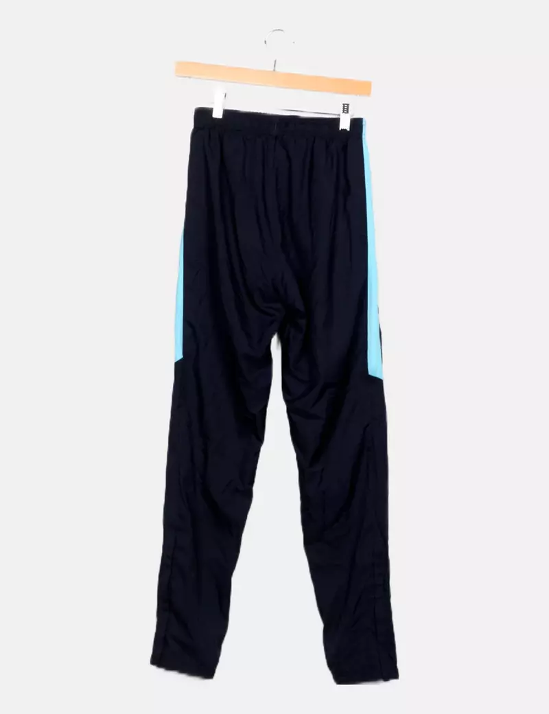 Nike Pantalones de chándal y joggers Anchos
