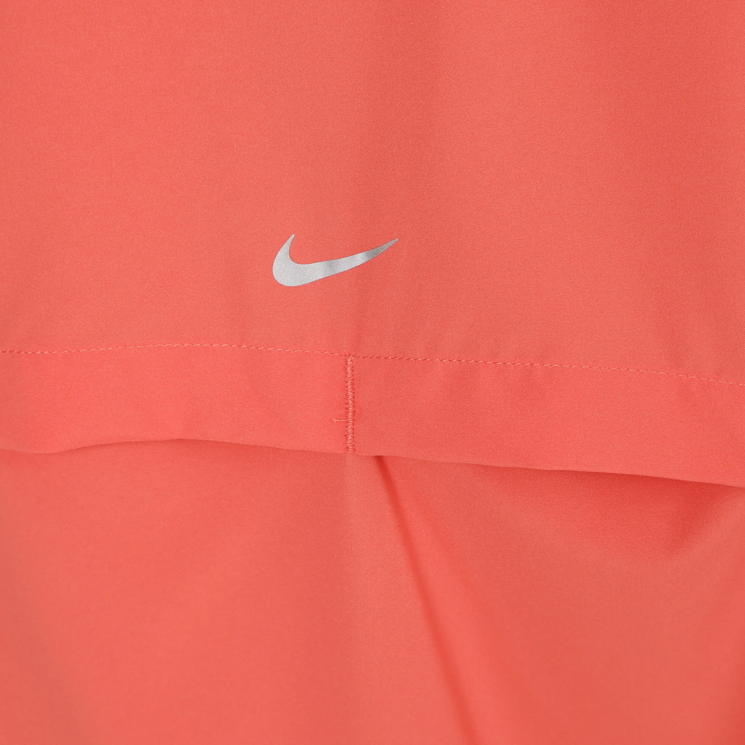 Nike Swoosh Chaqueta Para Correr Mujeres