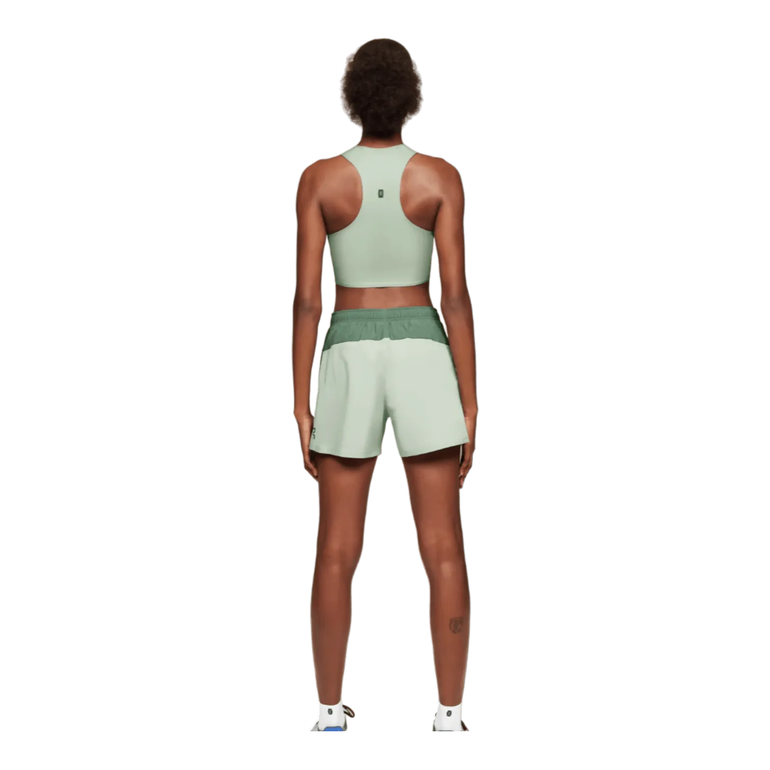 On Essential Shorts Moss/Ivy for Women 1WD10180859